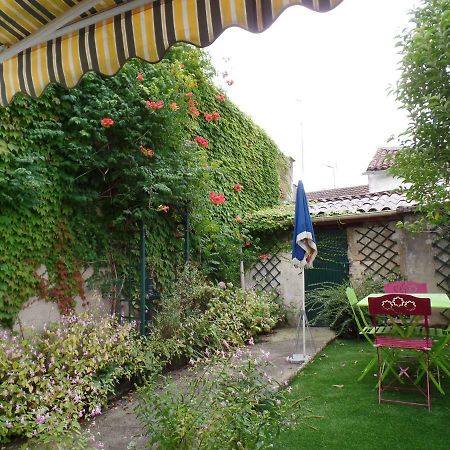 Gite Chez Cyrano Μπερζεράκ Εξωτερικό φωτογραφία